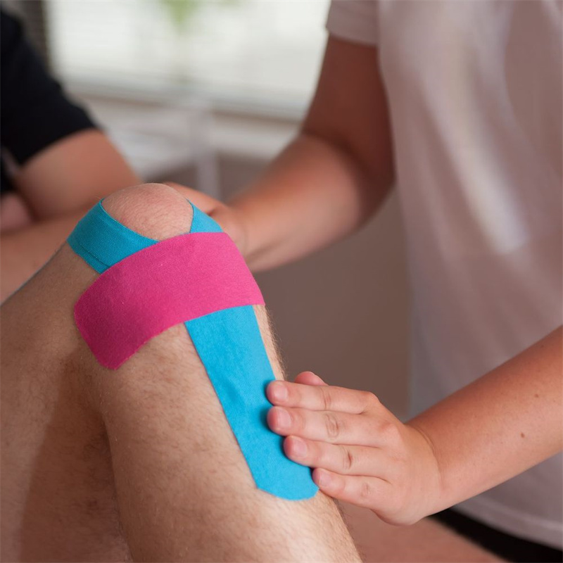 نوار حرکتی ممتاز برای حمایت از ورزش، ریکاوری عضلات و ثبات مفاصل | رول بدون لاتکس، مقاوم در برابر آب، 5 سانتی متر x 5 متر نوار حرکتی ممتاز برای حمایت از ورزش، ریکاوری عضلات و ثبات مفاصل | رول بدون لاتکس، مقاوم در برابر آب، 5 سانتی متر x 5 متر